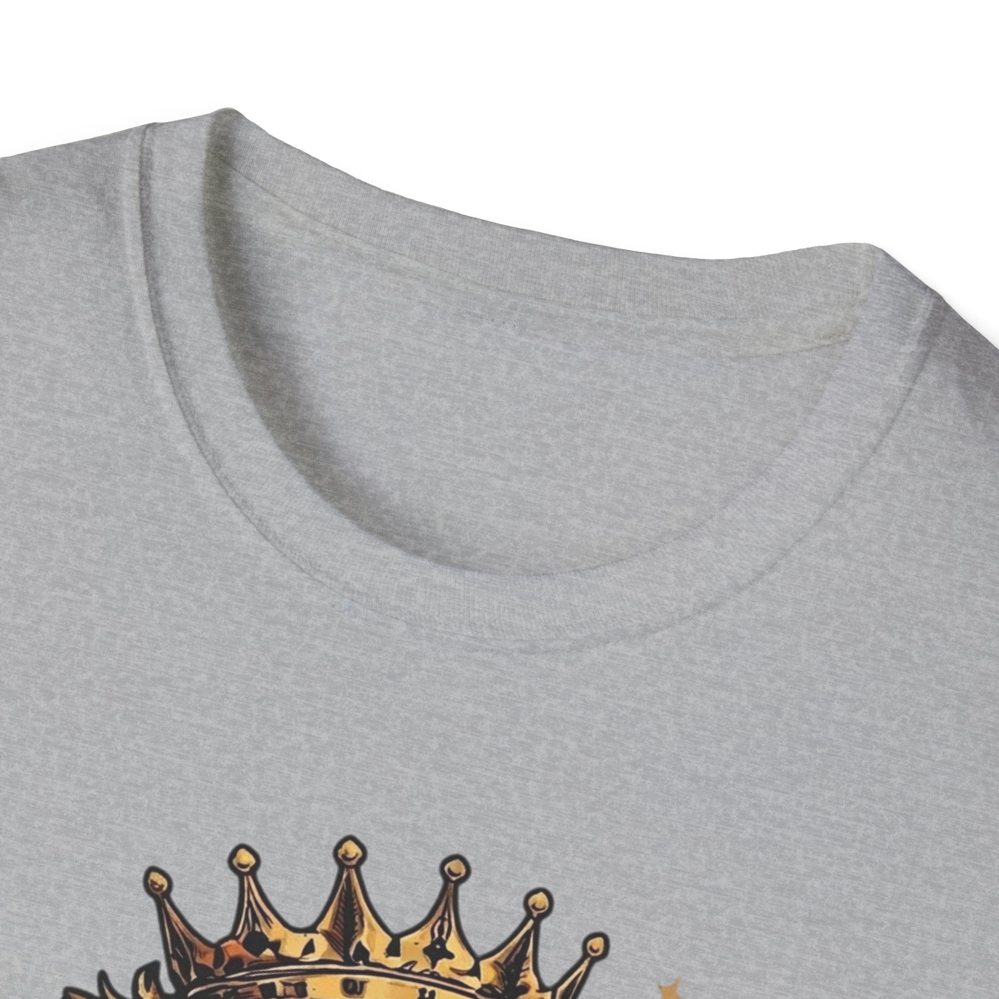 The King Is Coming Lion T-Shirt — Roaring Crown Graphic Tee