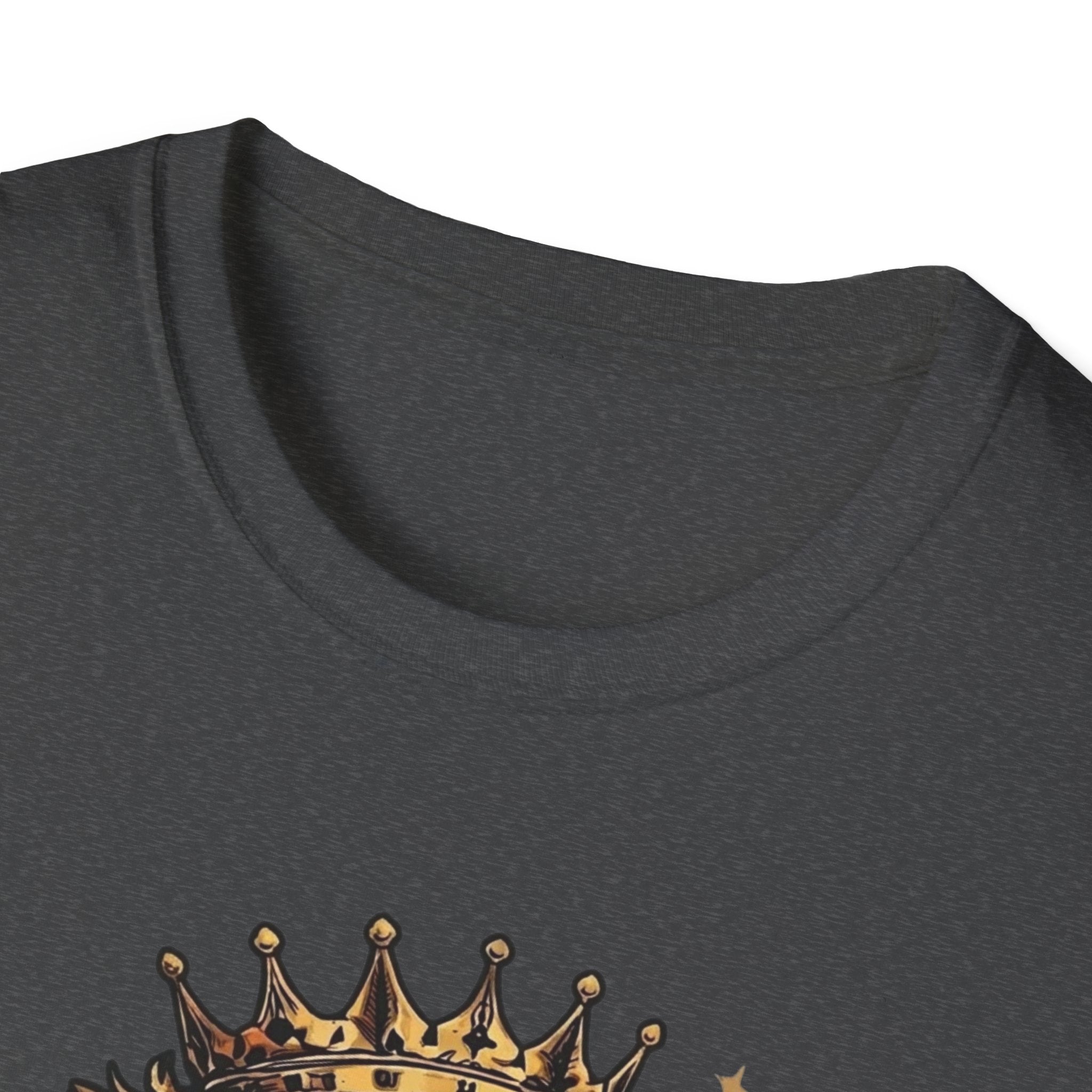 The King Is Coming Lion T-Shirt — Roaring Crown Graphic Tee